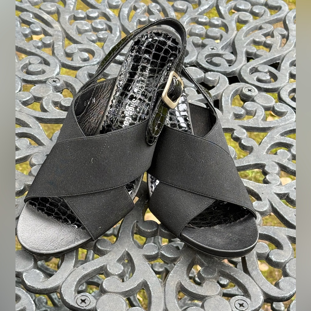 Right Bank Shoe Company Slingback Heeled Sandals - Size 8 ½ M